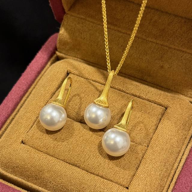 Necklace Earrings A5474 New model by independent designer Light bulb pearl brus