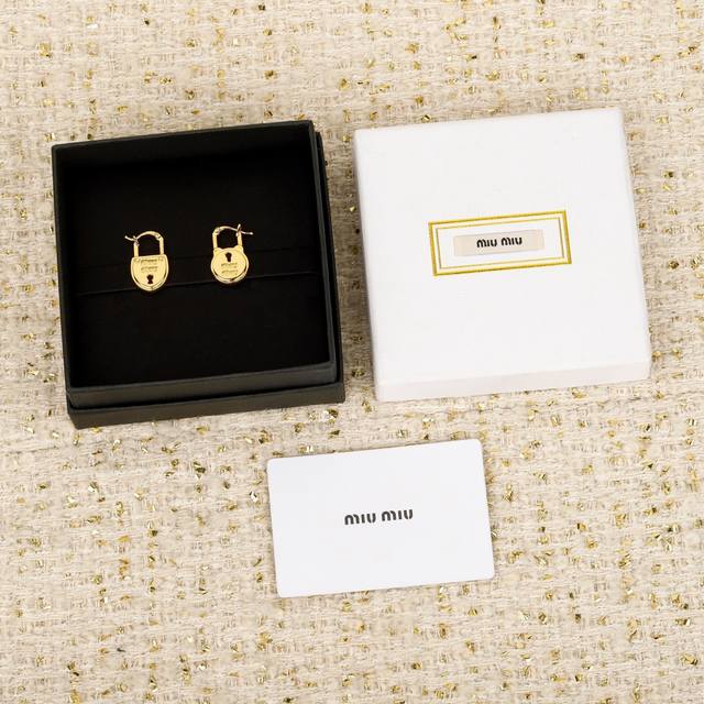 250203 Our product is on pre-sale and will be shipped at the end of the month, Z