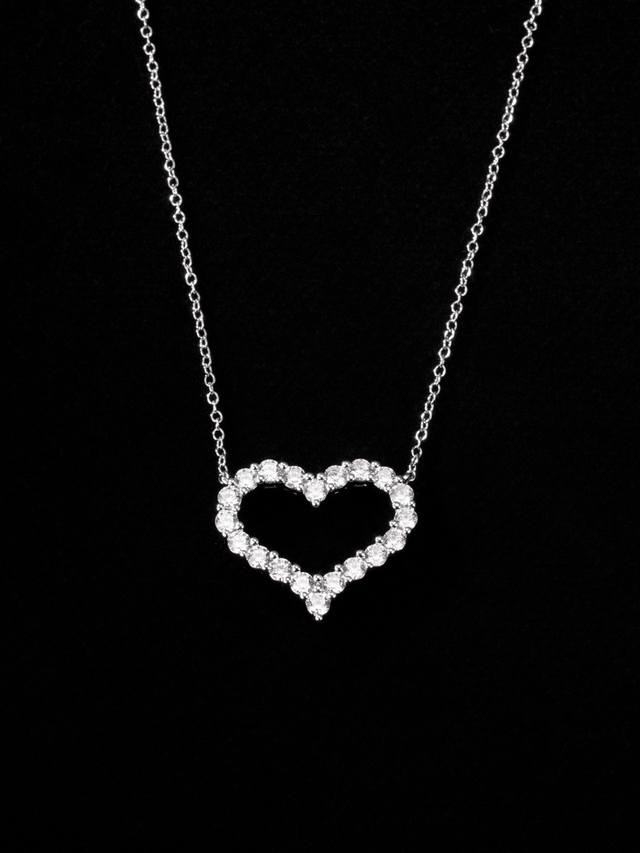 P Price: Large size T's heart-shaped diamond necklace, recommended by a breeze,