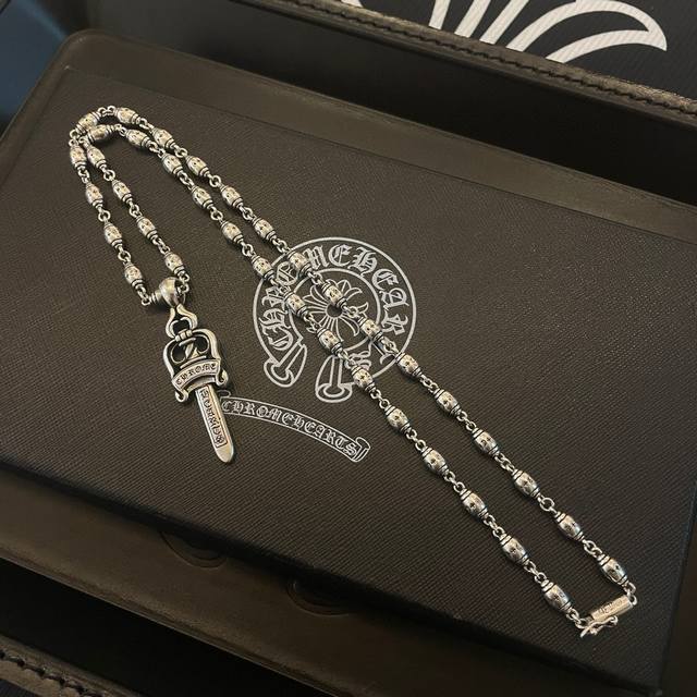 New counter quality Chrome Hearts Chrome Hearts classic retro letter ball neckl