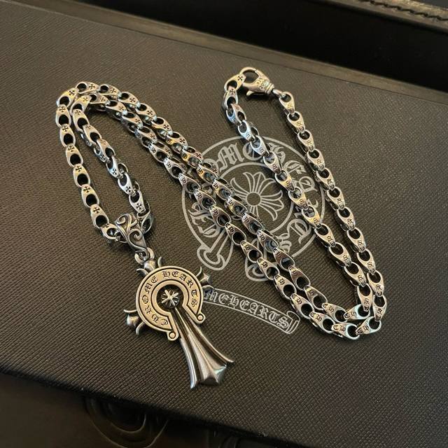 New counter quality Chrome Hearts Chrome Hearts classic retro cross circle neck