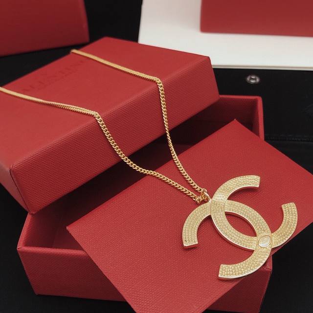 No. Xxl0281 Ch*Nel latest pendant double C smooth necklace consistent Zp brass