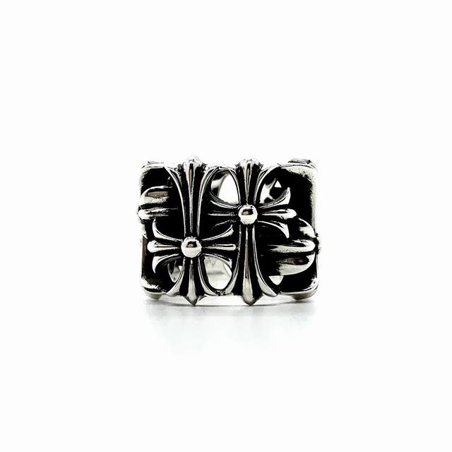 Cross Heart Square Tomb Ring The same ring as Xue Zhiqian, it looks really good