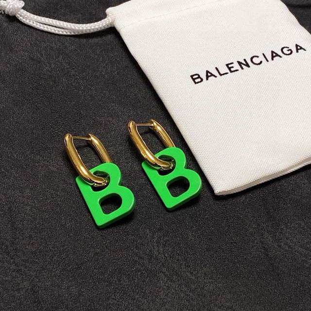Original product Grass green can be worn in two ways New product Balenciaga New