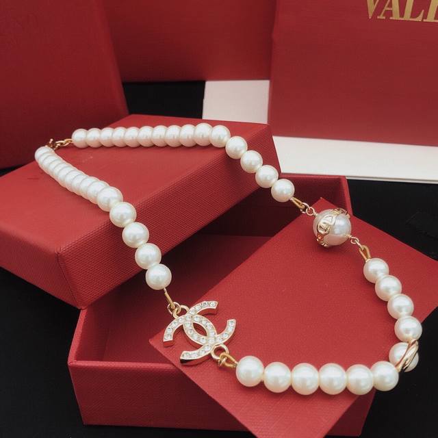 No.Xxl0297 Ch*Nel latest pearl necklace consistent Zp brass material DDD