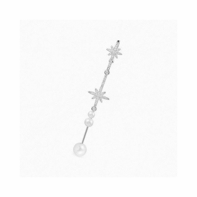 Apm Monaco single pearl six-pointed star earrings! The iconic shooting star retu