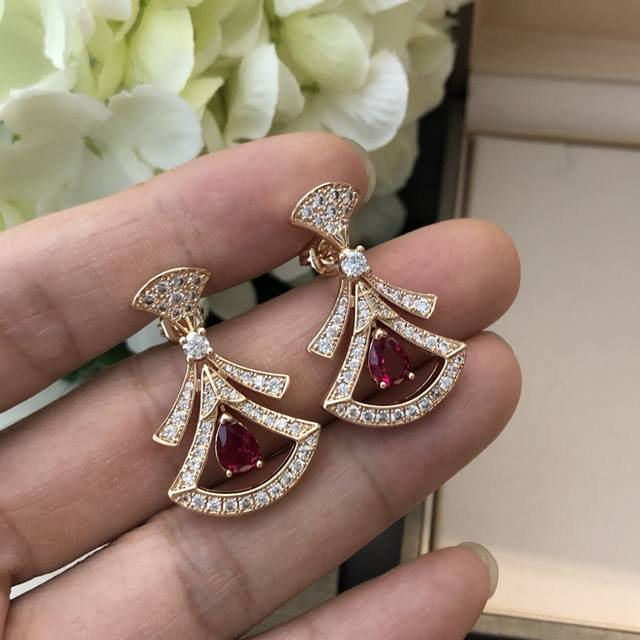 Seiko version new Bvlgari Bulgari earrings Diva series Wang Ou same style hollo