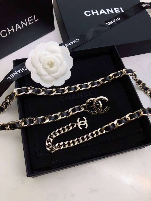 Xiang Double C Multi-purpose Leather Chain This design is absolutely amazing, o