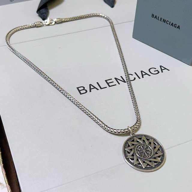 Original goods, new products, Balenciaga necklace, Balenciaga new necklace, cons