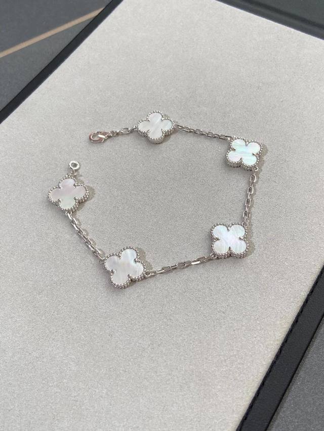 V gold material Vca white gold white mother-of-pearl four-leaf clover five-flowe