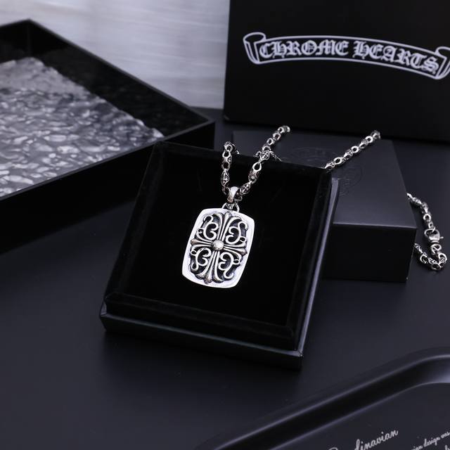 New product release The latest model of the super beautiful Chrome Heart is of