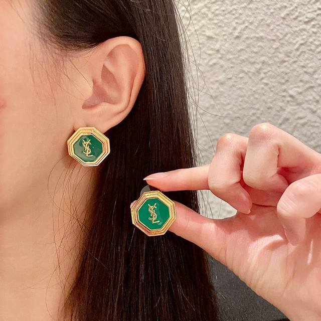 Saint Laurent classic letter earrings DDD