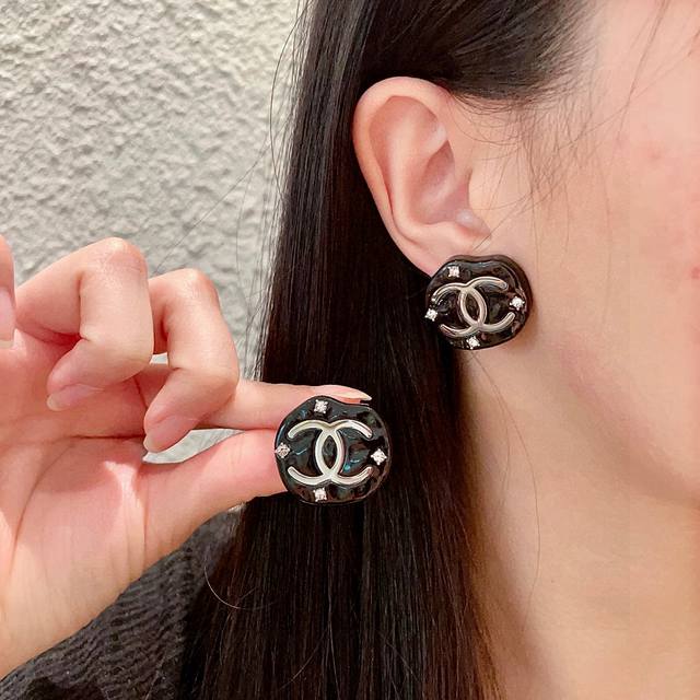 Chanel Double C Diamond Earrings DDD