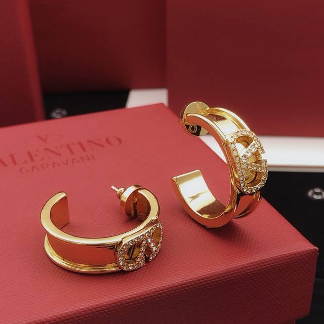 No.Ved0259 Valenti*O latest round moon earrings consistent Zp brass material DDD