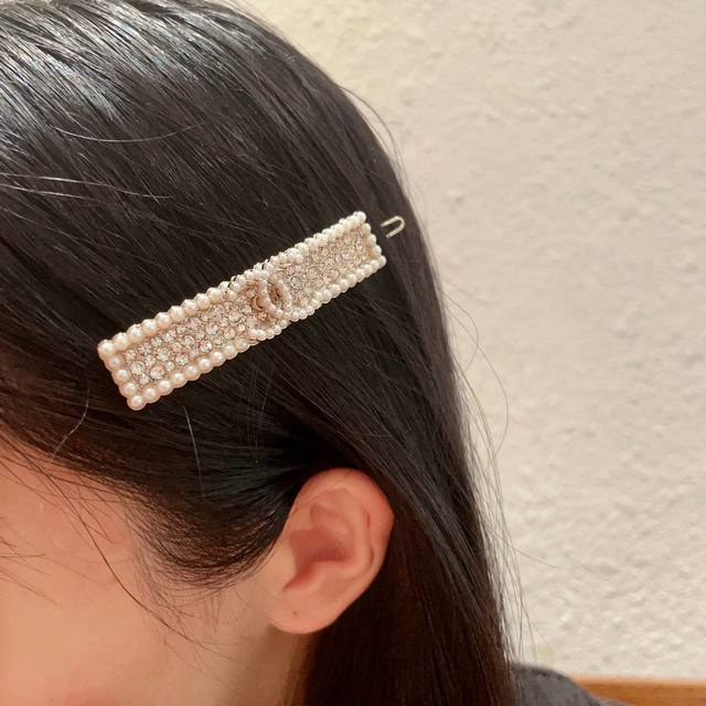 Chanel Chanel Chanel classic hairpin hot-selling model is now on sale. The origi