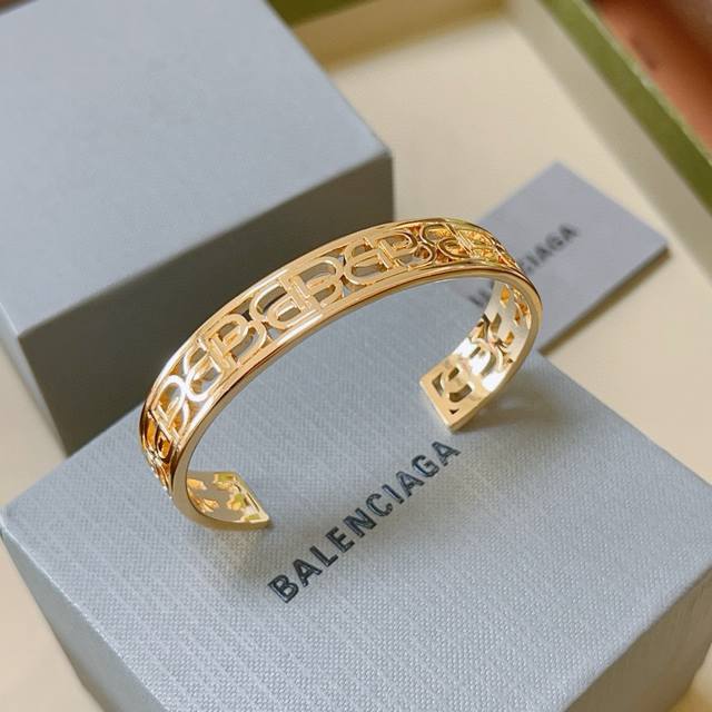 Original goods New products Balenciaga bracelets Balenciaga bracelets are consi