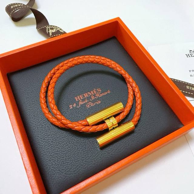 New Hermes bracelet braided bracelet thickened gold version. High-end precision