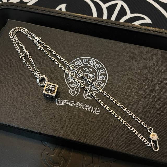 New counter quality Chrome Hearts Chrome Hearts classic retro cross side neckla