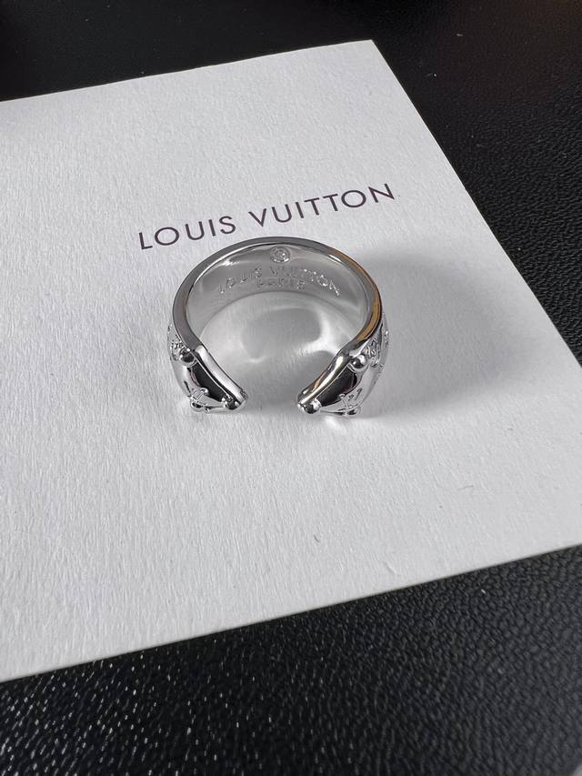 Lv Ring, open design, one size DDD
