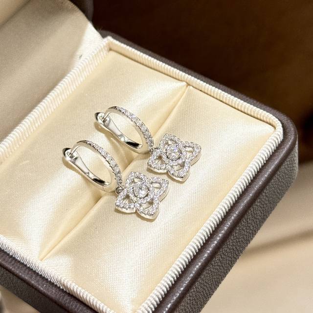A3976 De Bee new hollow lotus ear clap, thick gold plating, high-end luxury atmo