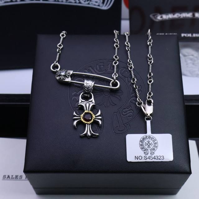 New arrivals] Chrome Heart Cross Brooch Chain