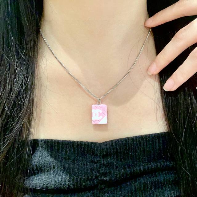 Chanel prismatic double C necklace DDD