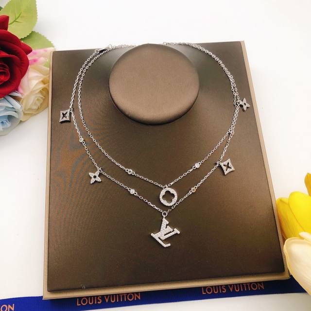 No.Lxl0096 Lv*Latest double-layer necklace consistent Zp brass material DDD