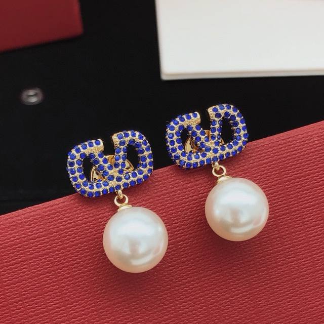 No.Ved0211 Valenti*O latest blue diamond and pearl earrings consistent Zp brass
