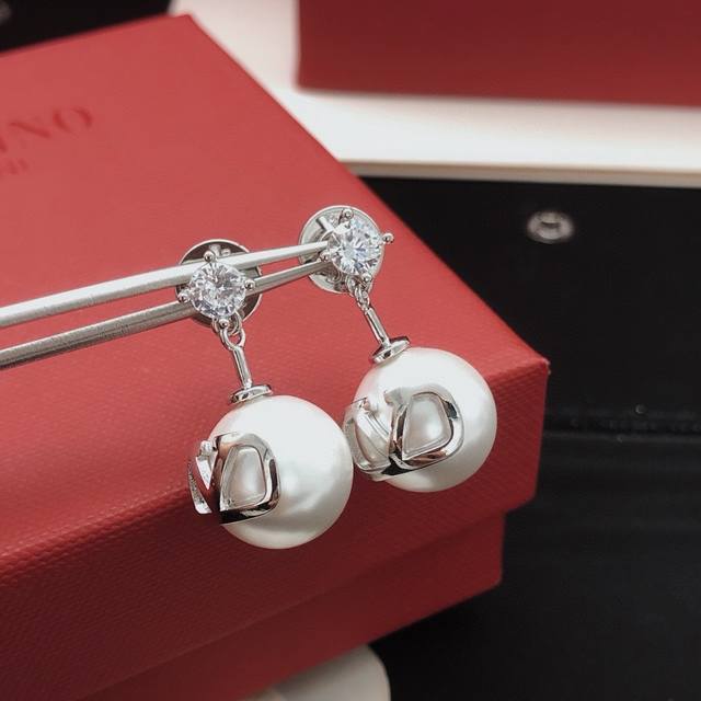 No.Ved0244 Valenti*O latest style hanging pearl earrings consistent Zp brass mat