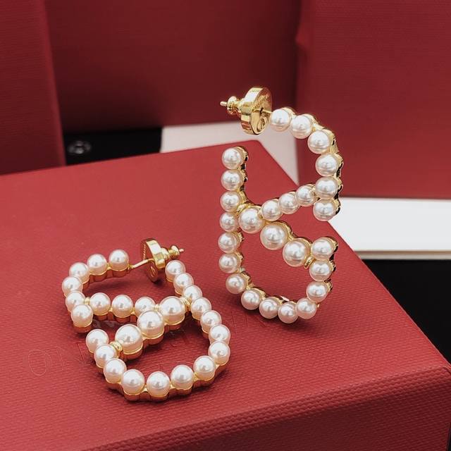 No.Ved0154 Valenti*O latest gold pearl earrings consistent Zp brass material DDD