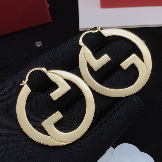 No.Ged0256 Gucc*Latest round smooth ear hook consistent Zp brass material DDD