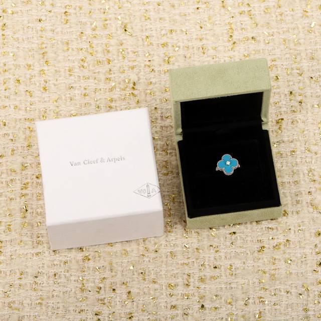 Vca Four-leaf Clover Ring with Diamonds Zp35230+ Vc Classic Four-leaf Clover Rin
