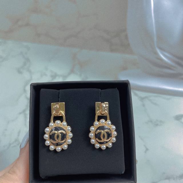Original mold code Ce003 earrings hot-selling model hot new Synchronous counter