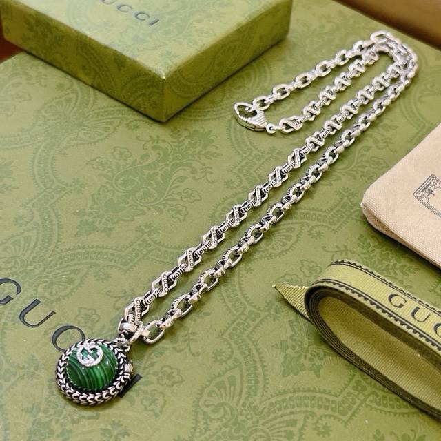 Don't post if you don't explode. The latest model of Gucci necklace is the first