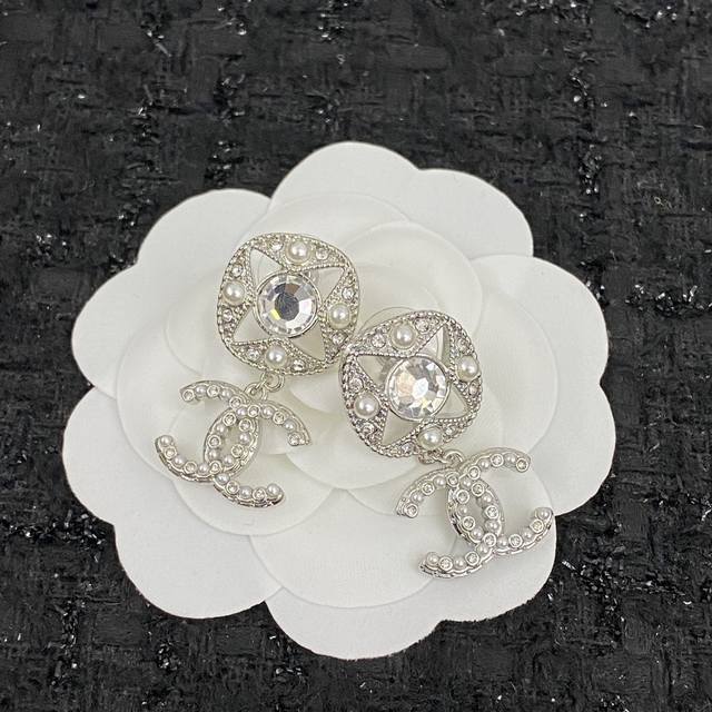 Code E1738 earrings hot-selling model, hot new arrival Synchronous counter excl