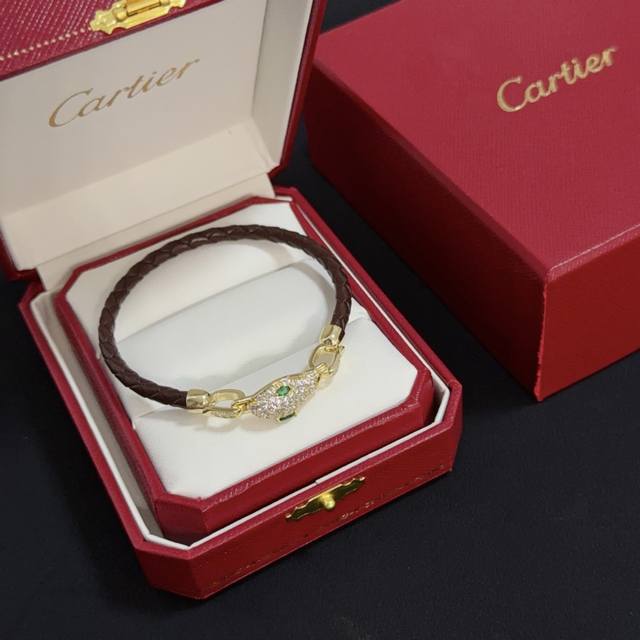 Cartier snake head diamond leather bracelet High-end custom version Diamond inla