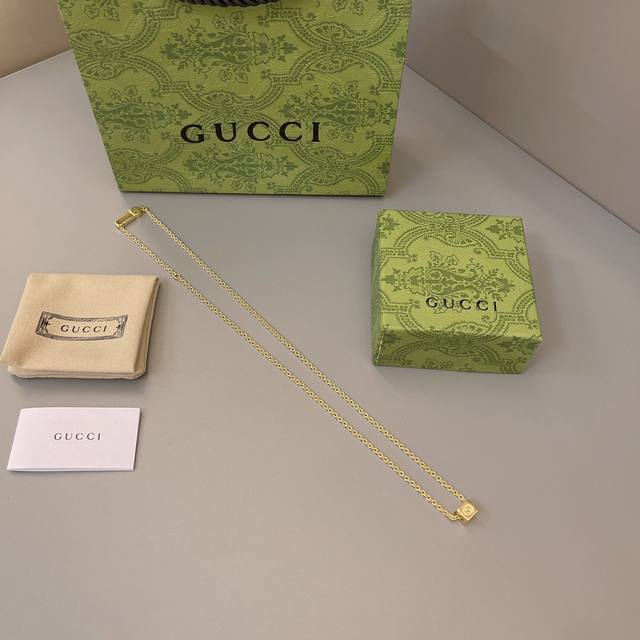 Best seller in the counter Factory direct selling price One-to-one replica of th