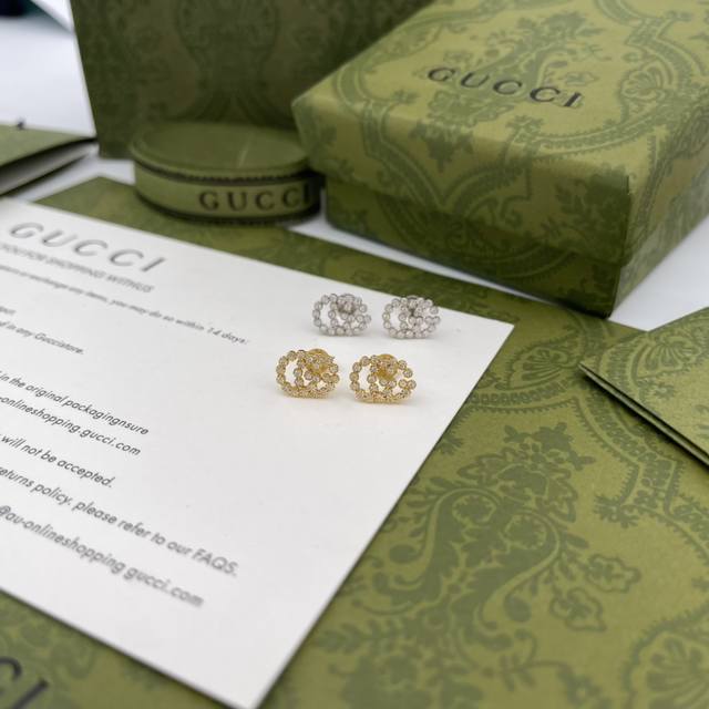 Double G earrings with full diamonds in two colors DDD