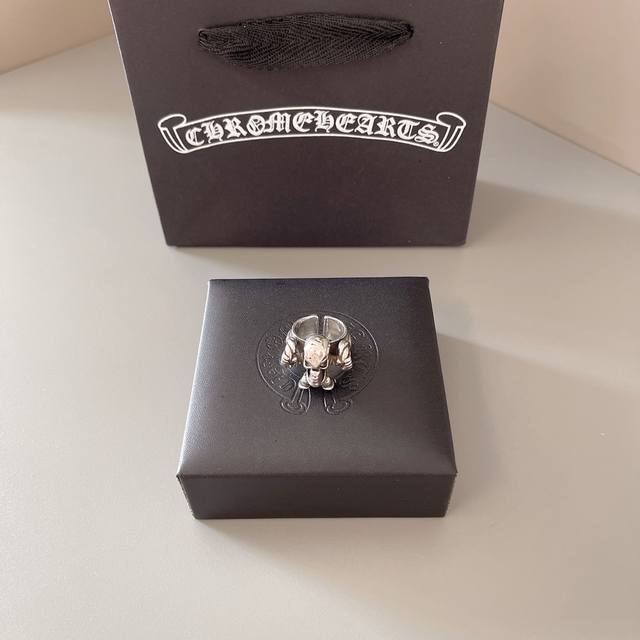 Too cool, the latest Chrome Hearts DDD, no explosion, no release, DDD, direct s