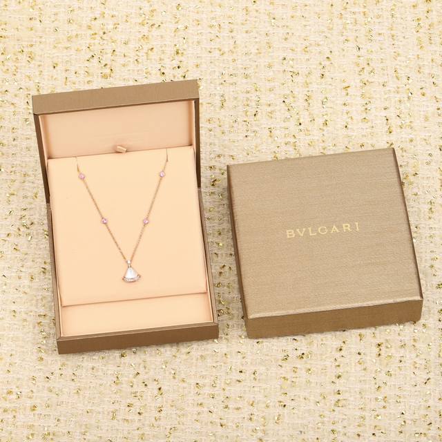 We produce the Qixi Festival mini dress necklace, which can be customized with r