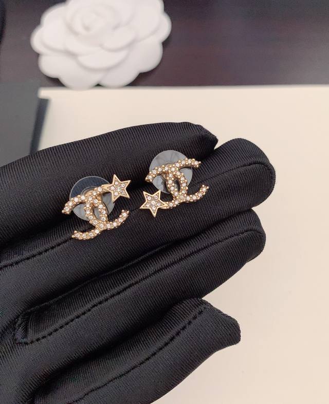 Ch*Nel New full diamond star earrings consistent Zp brass material DDD