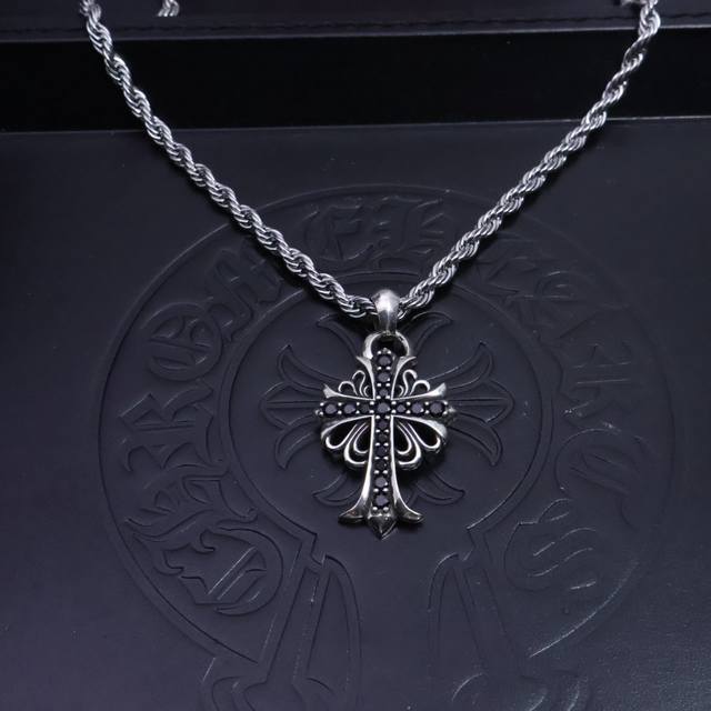 Chrome Hearts necklace, cool and latest Chrome Hearts necklace with different p