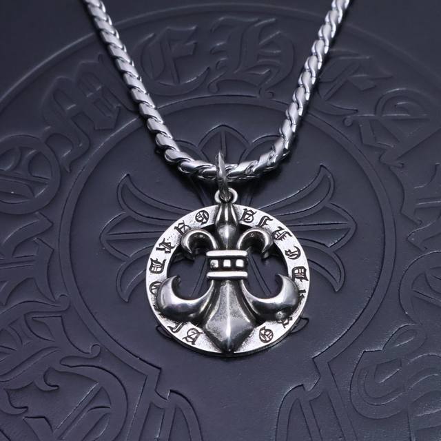 Chrome Hearts necklace, cool and latest Chrome Hearts necklace with different p