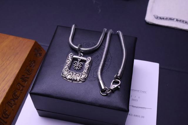 Chrome Hearts necklace, super cool, the latest Chrome Hearts necklace, differen