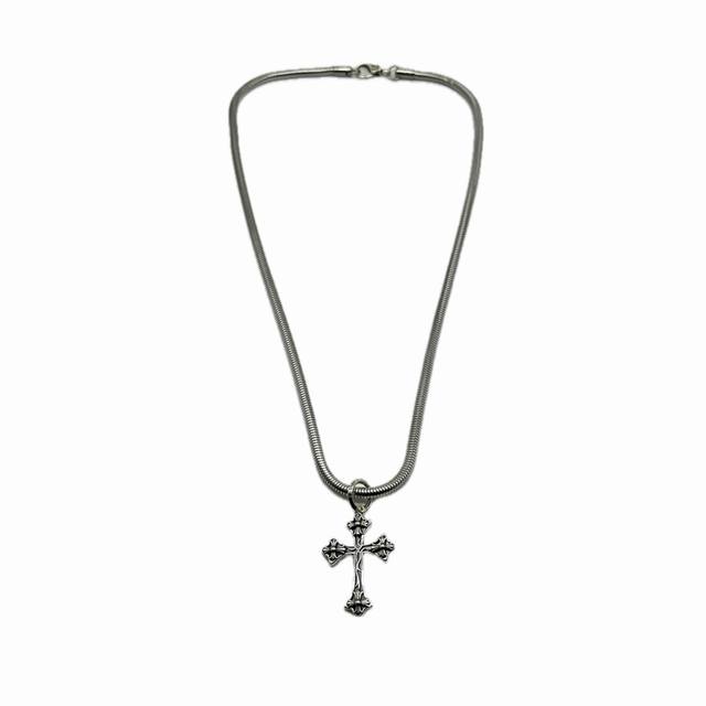 Chrome Hearts necklace, different patterns and design styles present a unique l