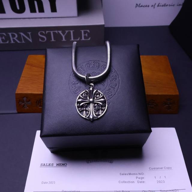 Chrome Hearts necklace, super cool, the latest Chrome Hearts necklace, differen