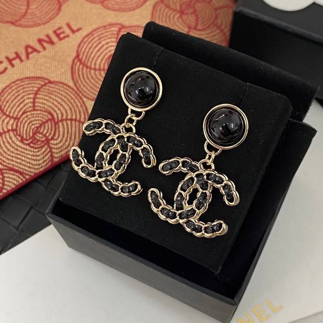 batch Chane agate black leather double C earrings gold and silver same latest se