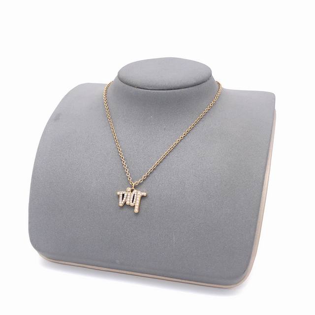 No. Dxl0008 Dior letter necklace with diamonds DDD