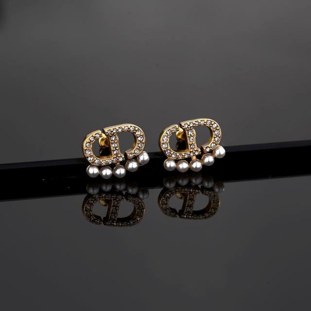 The latest Dior popular style among all internet celebrities, the popular Dior
