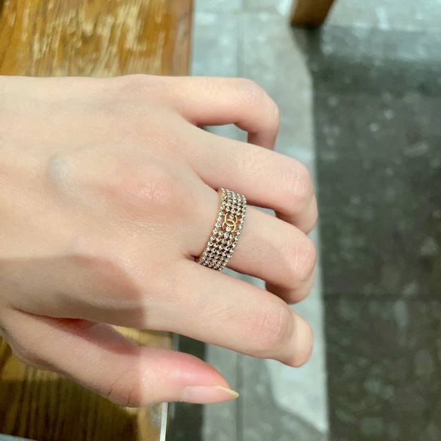 Chanel double C ring! I can't help but praise it once I put it on. The simple d